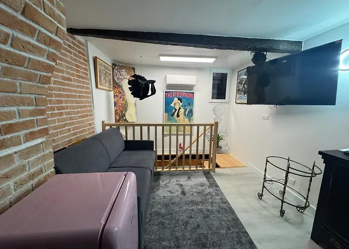 Apartment Loving Centre